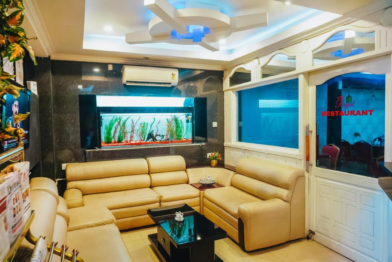 Chothys Park Hotel Thiruvananthapuram Exterior foto